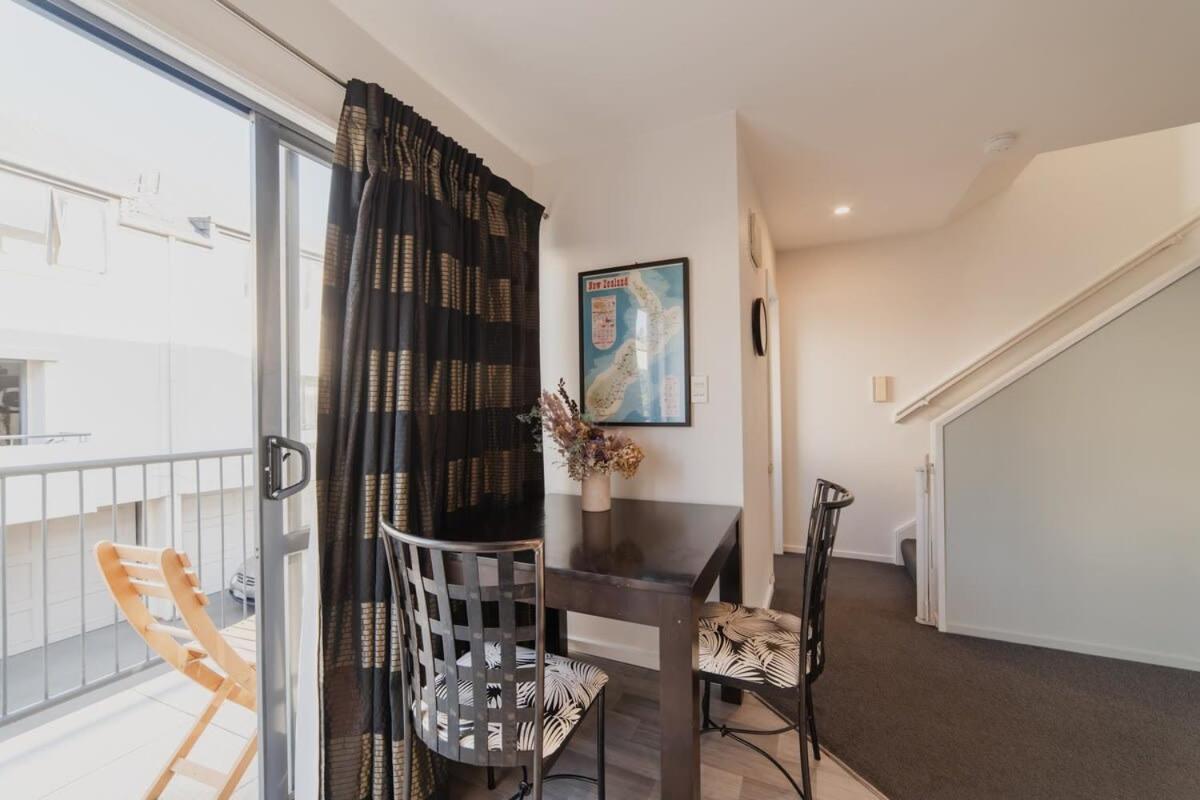 Quaint Worcester Quarters - 3br Delight Christchurch